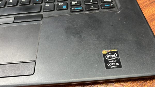 DELL LATITUDE 7450 I5 5TH GEN 8GB RAM 256GB SSD 14INCH SCREEN - Image 9