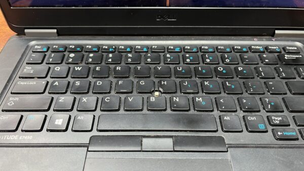DELL LATITUDE 7450 I5 5TH GEN 8GB RAM 256GB SSD 14INCH SCREEN - Image 6