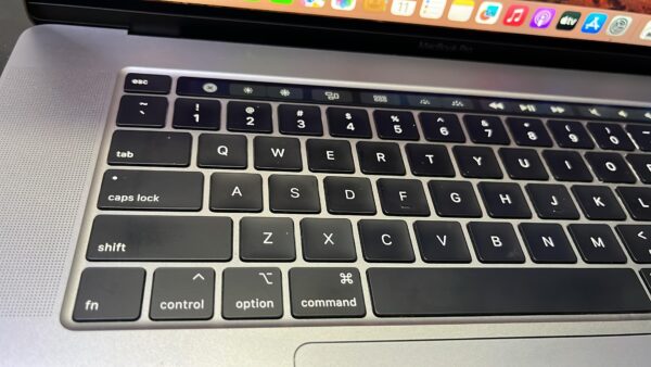 APPLE MACBOOK PRO A2141 I7 16GB RAM 512GB SSD 4GB AMD GRAPHICS AND 1.5GB INTEL GRAPHICS 16INCH SCREEN TOUCH BAR AND TOUCH ID MID 2019 - Image 4