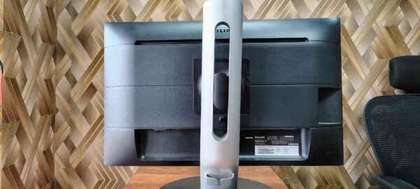 PHILIPS MONITOR 24INCH FHD+ RESOLUTION WITH CAMERA - Image 3