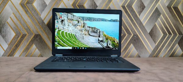 DELL LATITUDE 7450 I5 5TH GENERATION 8GB RAM 256GB SSD 14INCH SCREEN