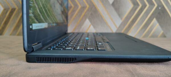 DELL LATITUDE 7450 I5 5TH GENERATION 8GB RAM 256GB SSD 14INCH SCREEN - Image 4