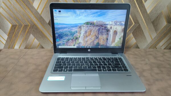 HP PROBOOK 745 G4 AMD PRO A10 8GB RAM 256GB SSD 14INCH SCREEN - Image 10