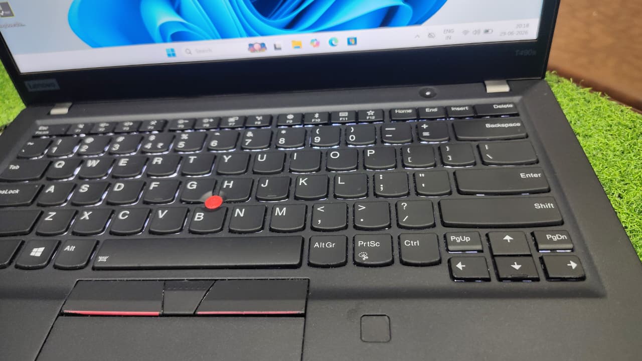 LENOVO THINKPAD T490s I7 8TH GENERATION 16GB RAM 256GB SSD 14INCH SCREEN - Image 8