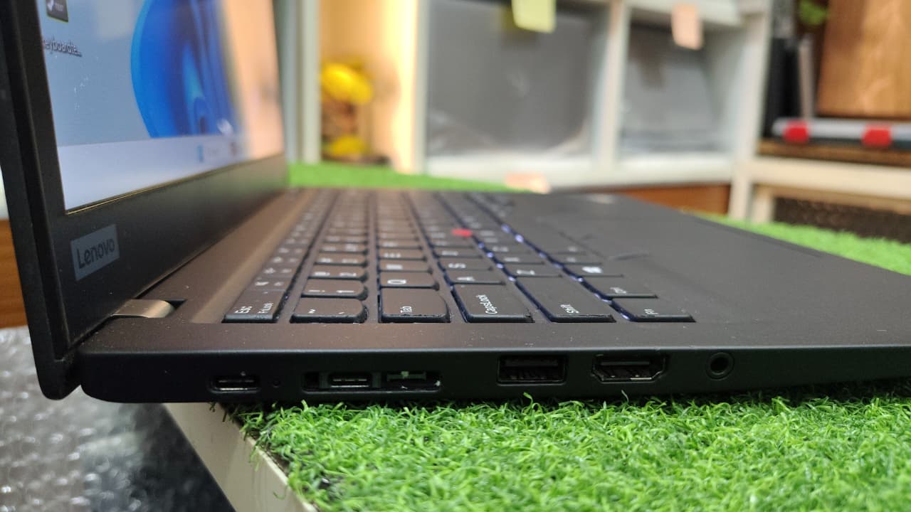 LENOVO THINKPAD T490s I7 8TH GENERATION 16GB RAM 256GB SSD 14INCH SCREEN - Image 5