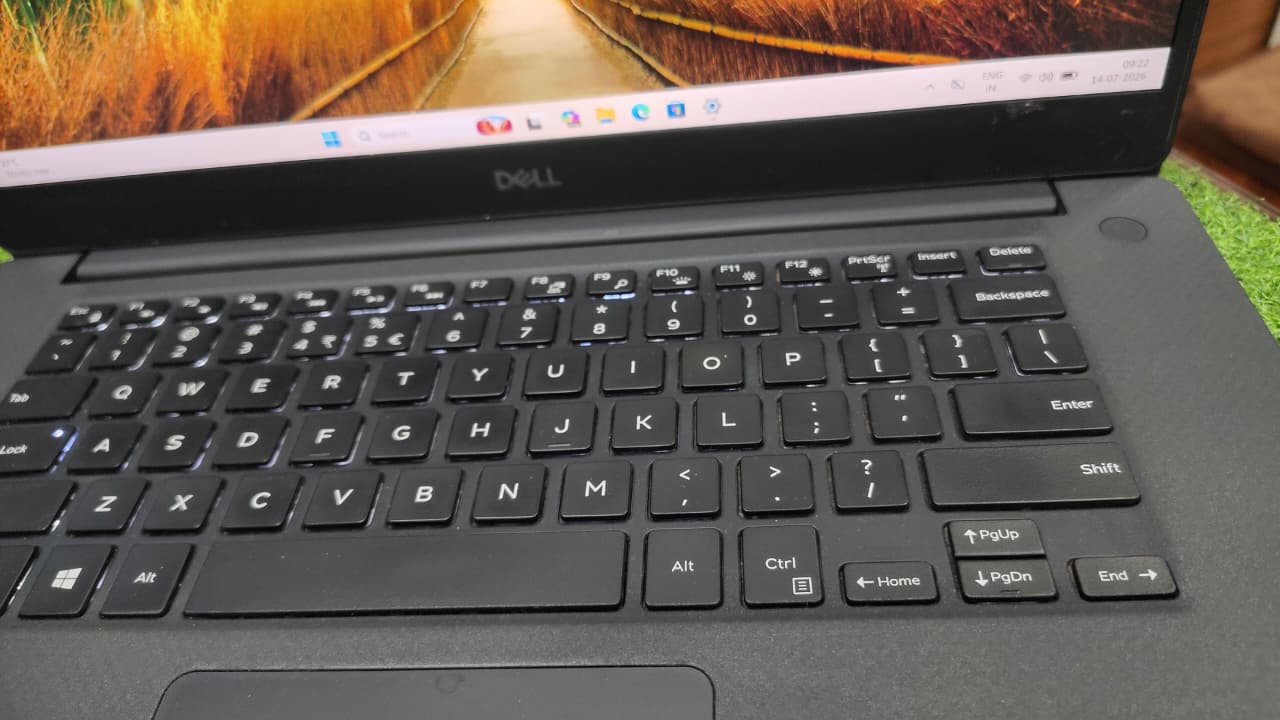 DELL PRECISION 5540 I9 9TH GENERATION 32GB RAM 512GB SSD 4GB NVIDIA GRAPHICS 15.6INCH SCREEN - Image 8