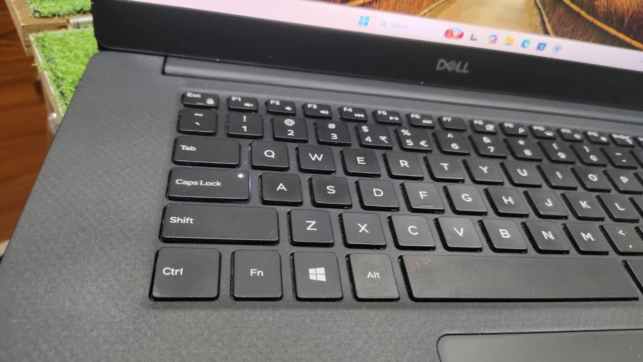 DELL PRECISION 5540 I9 9TH GENERATION 32GB RAM 512GB SSD 4GB NVIDIA GRAPHICS 15.6INCH SCREEN - Image 6