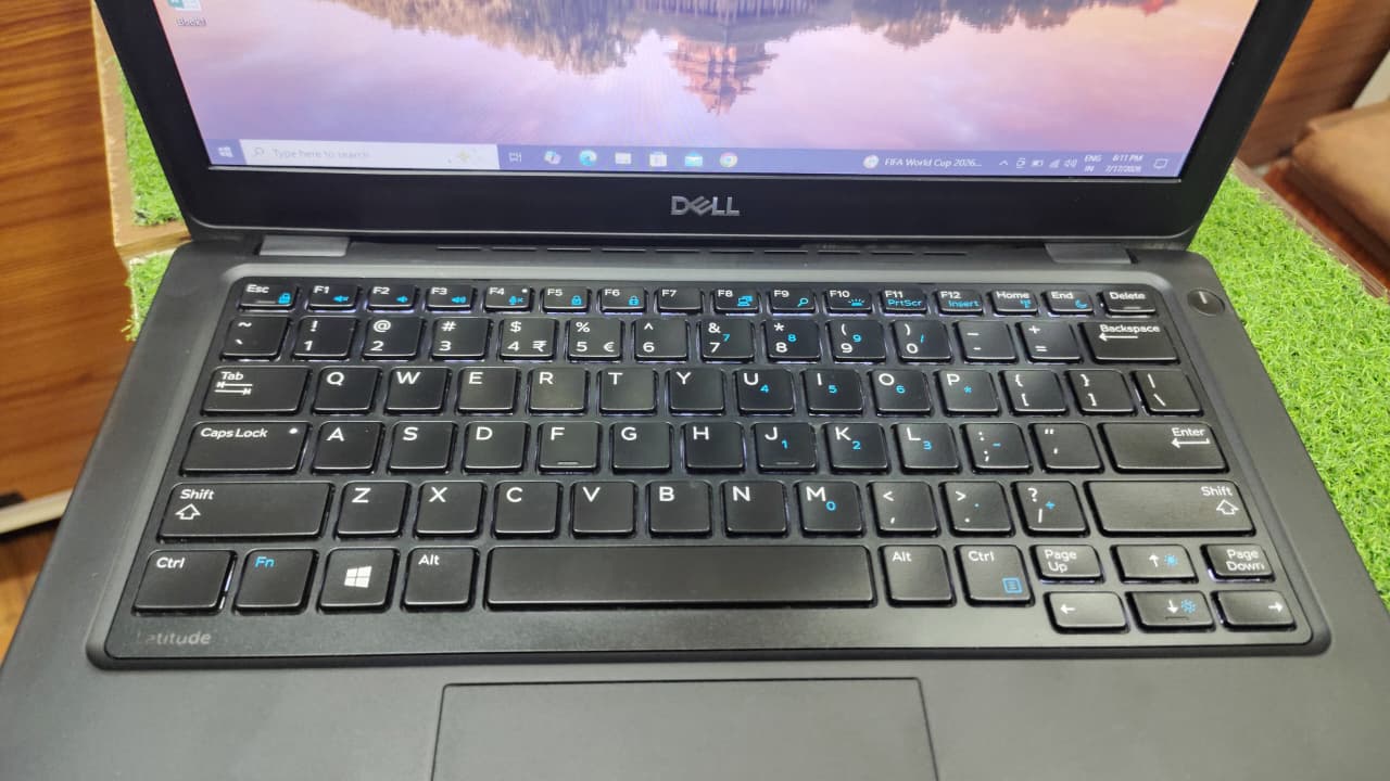 DELL LATITUDE 5280 I5 7TH GENERATION 8GB RAM 256GB SSD 12.6INCH SCREEN - Image 9