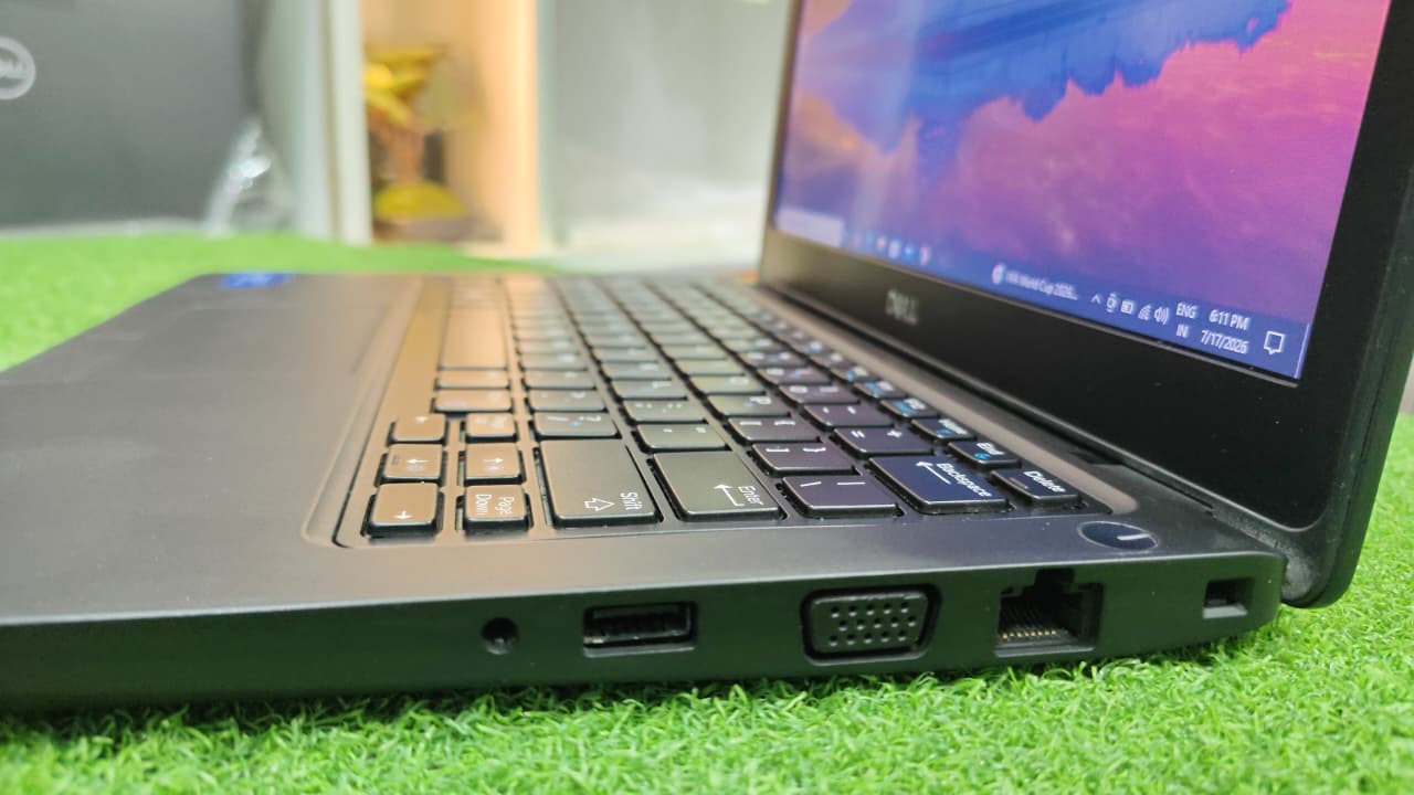 DELL LATITUDE 5280 I5 7TH GENERATION 8GB RAM 256GB SSD 12.6INCH SCREEN - Image 4