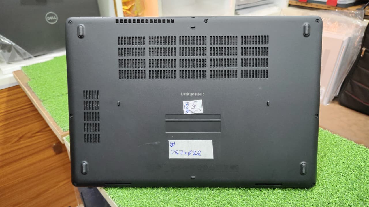 DELL LATITUDE 5490 I5 8TH GENERATION 8GB RAM 256GB SSD 14.1INCH SCREEN - Image 2
