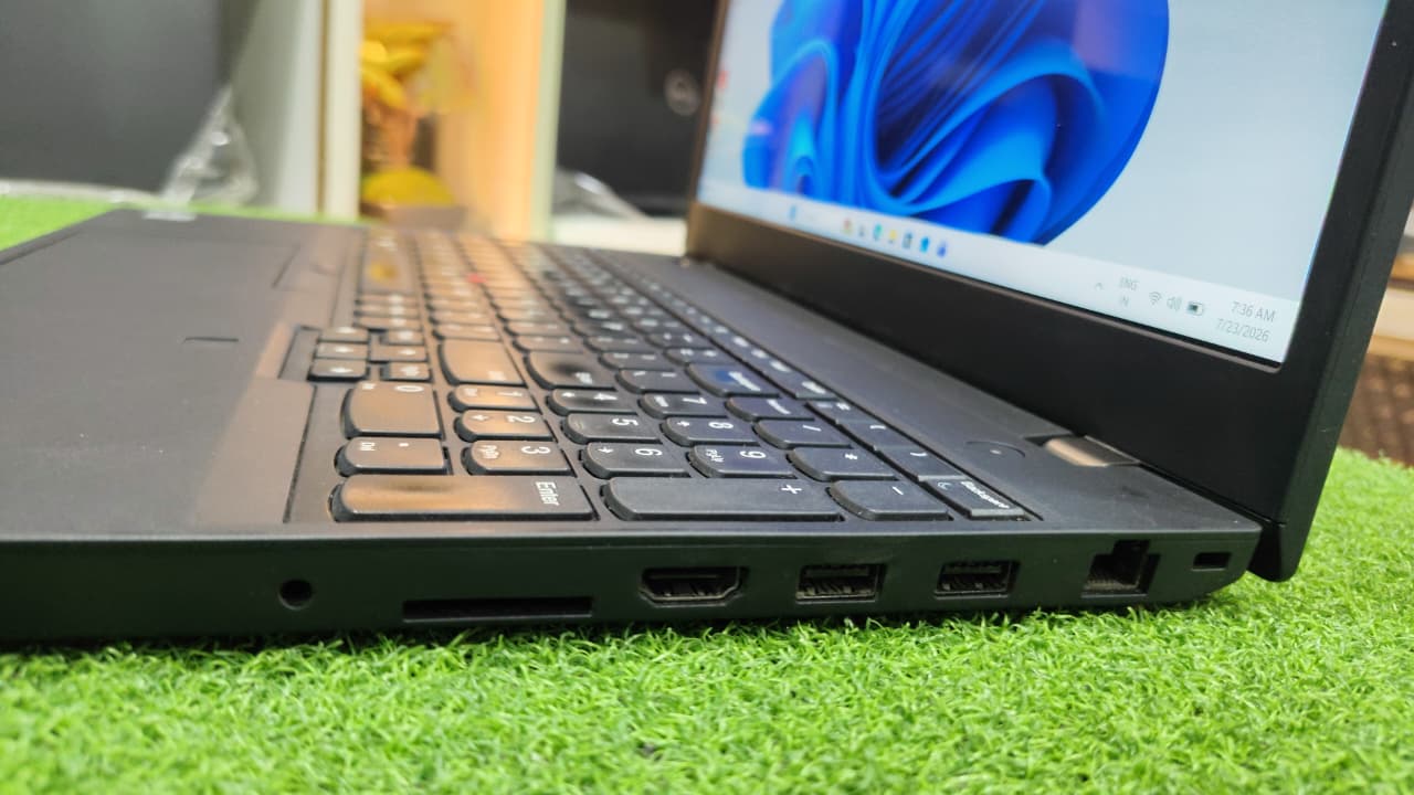 LENOVO THINKPAD P15v I7 10TH GENERATION 32GB RAM 512GB SSD 4GB NVIDIA GRAPHICS 15.6INCH SCREEN - Image 4