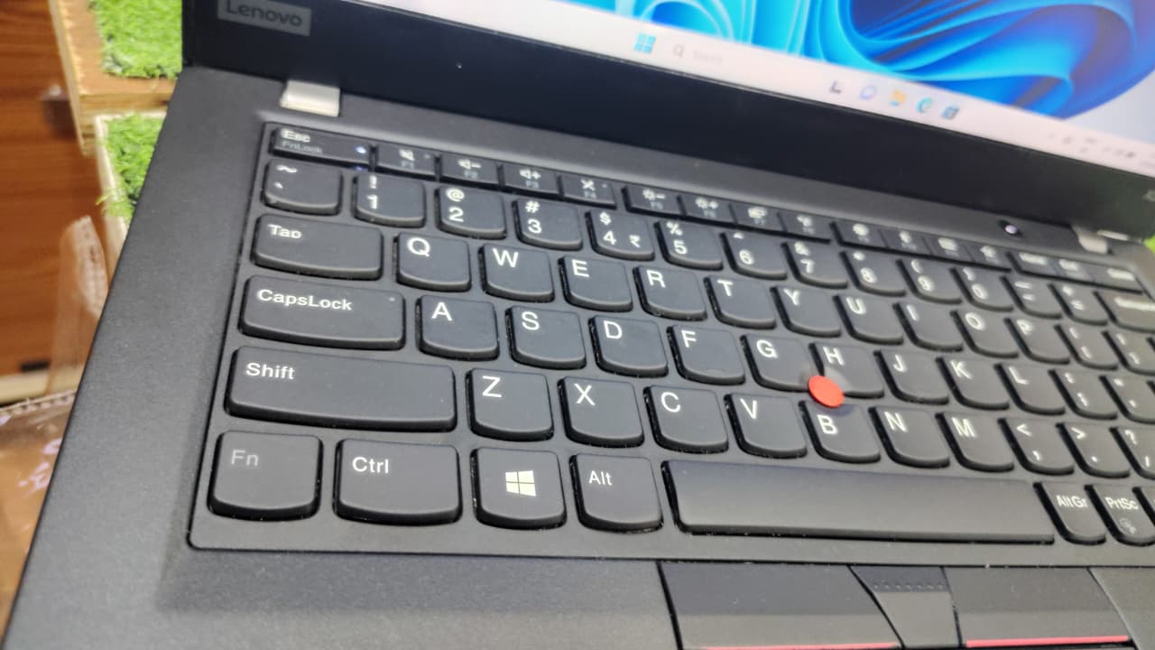 LENOVO THINKPAD X390 I5 8TH GENERATION 16GB RAM 256GB SSD 12.6INCH SCREEN - Image 6