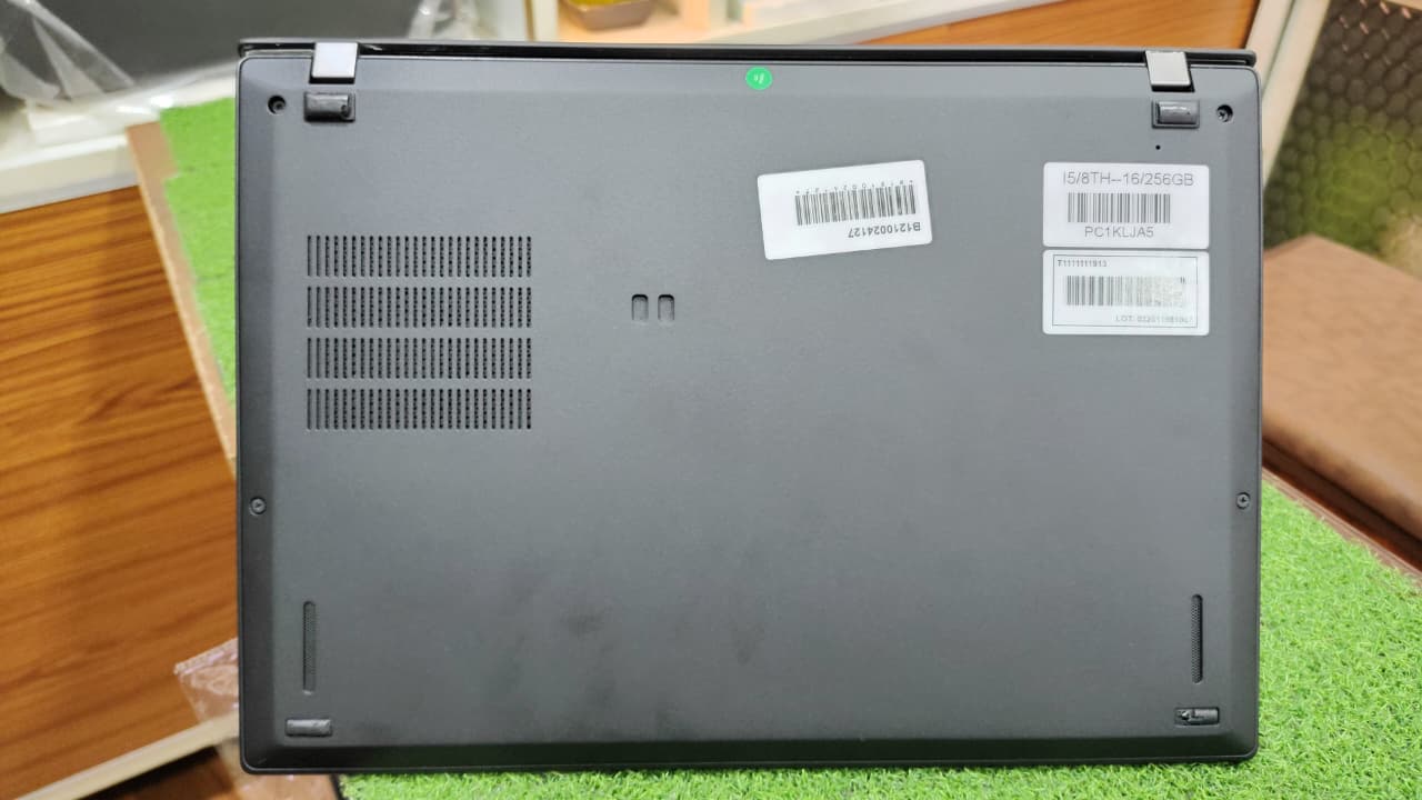 LENOVO THINKPAD X390 I5 8TH GENERATION 16GB RAM 256GB SSD 12.6INCH SCREEN - Image 2